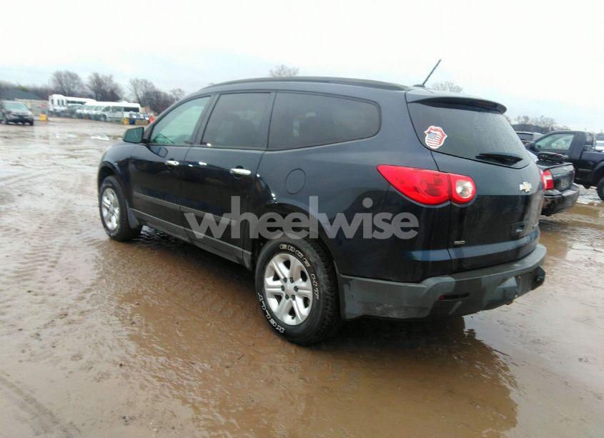 Photo 3 of 2012 Chevrolet Traverse LS (VIN 1GNKVFEDXCJ159610)