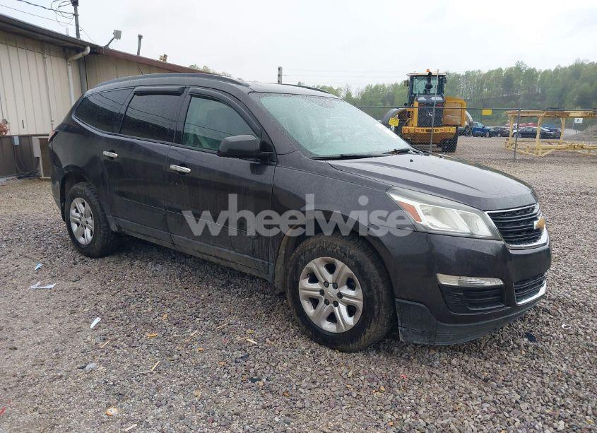 2015 Chevrolet Traverse LS (VIN 1GNKVFEDXFJ182227) main photo