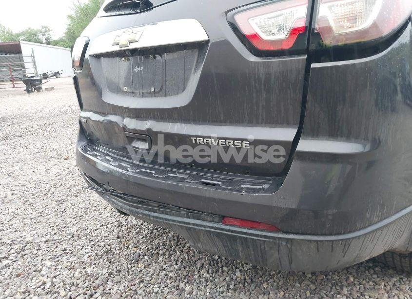 Photo 6 of 2015 Chevrolet Traverse LS (VIN 1GNKVFEDXFJ182227)