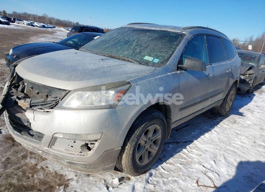 Photo 2 of 2016 Chevrolet Traverse LS (VIN 1GNKVFEDXGJ188157)