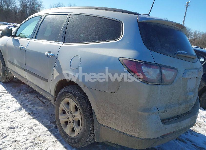 Photo 3 of 2016 Chevrolet Traverse LS (VIN 1GNKVFEDXGJ188157)