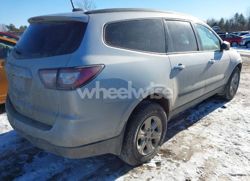 Photo 4 of 2016 Chevrolet Traverse LS (VIN 1GNKVFEDXGJ188157)