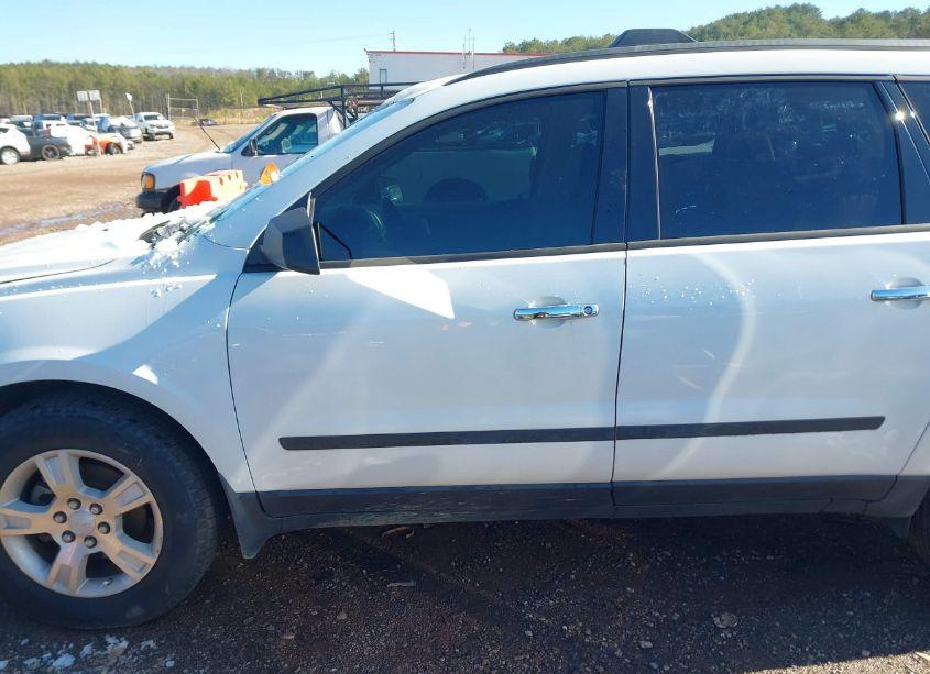 Photo 14 of 2016 Chevrolet Traverse LS (VIN 1GNKVFEDXGJ295130)