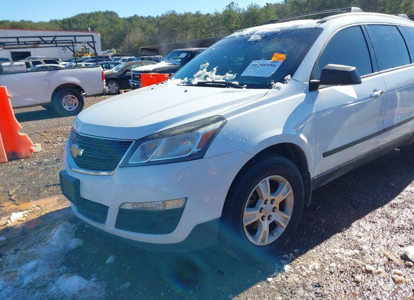 Photo 6 of 2016 Chevrolet Traverse LS (VIN 1GNKVFEDXGJ295130)