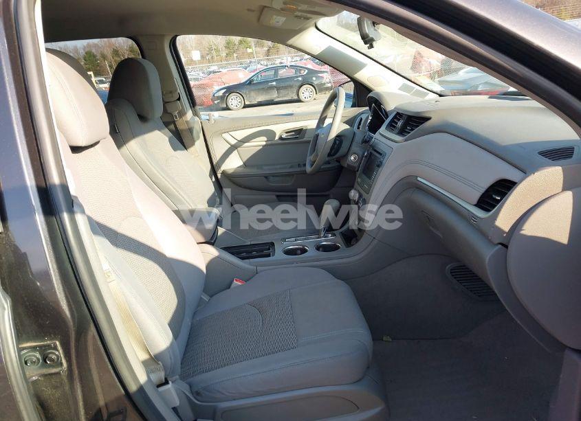 Photo 5 of 2013 Chevrolet Traverse LS (VIN 1GNKVFKD0DJ200817)