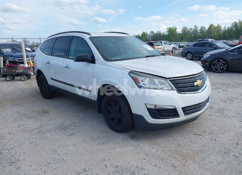 2017 Chevrolet Traverse LS (VIN 1GNKVFKD1HJ253256) main photo
