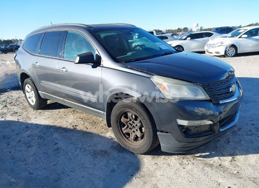 2014 Chevrolet Traverse LS (VIN 1GNKVFKD2EJ234985) main photo