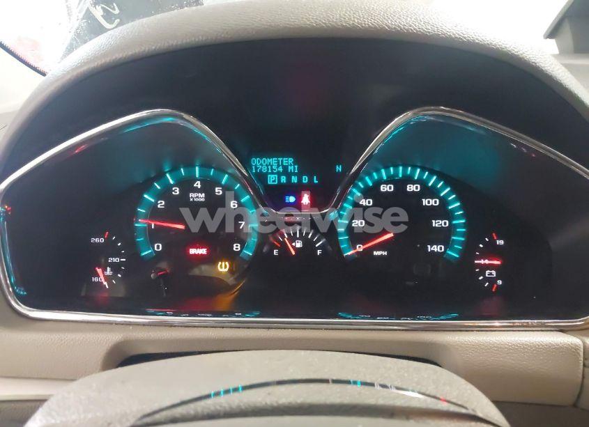 Photo 7 of 2014 Chevrolet Traverse LS (VIN 1GNKVFKD2EJ234985)