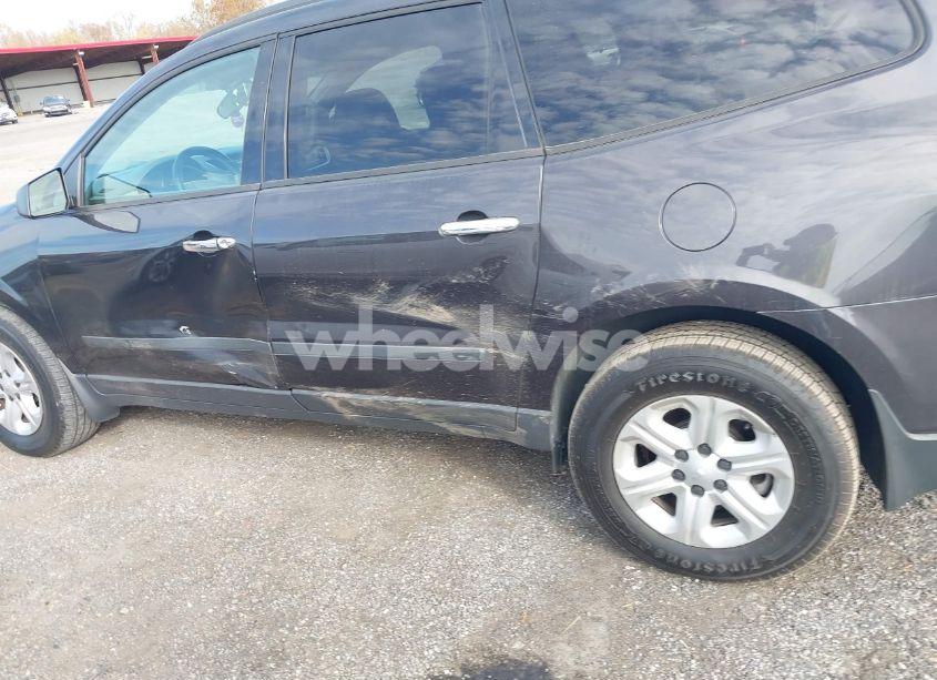 Photo 14 of 2016 Chevrolet Traverse LS (VIN 1GNKVFKD2GJ202525)