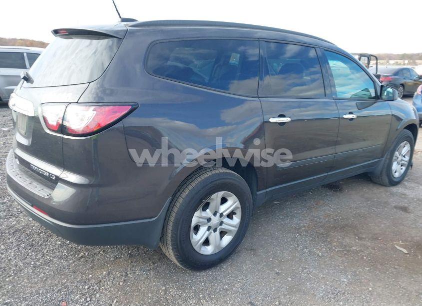 Photo 4 of 2016 Chevrolet Traverse LS (VIN 1GNKVFKD2GJ202525)