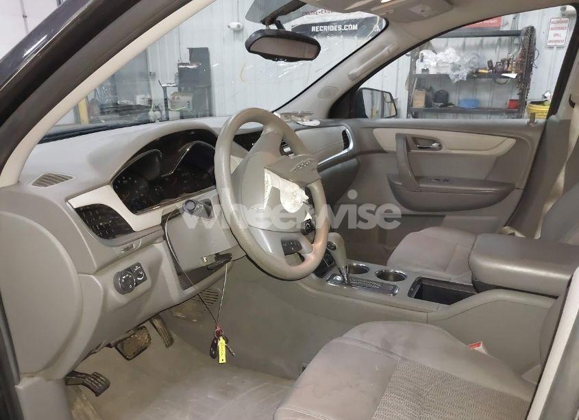 Photo 17 of 2014 Chevrolet Traverse LS (VIN 1GNKVFKD3EJ302341)