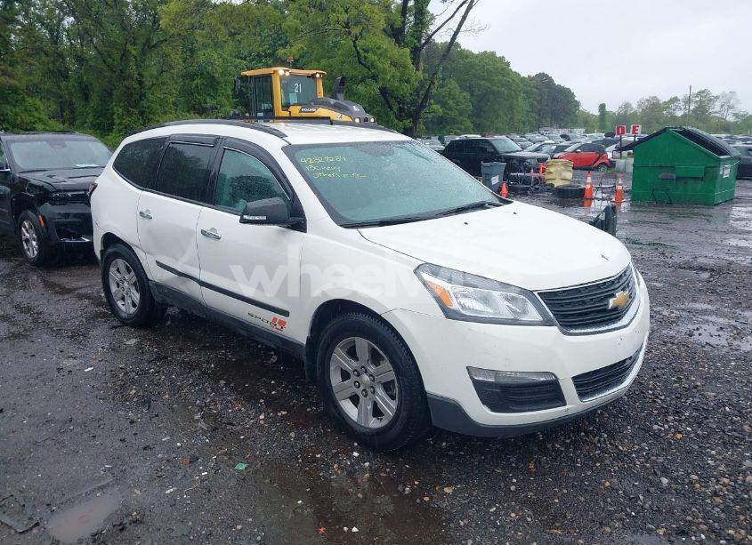 2013 Chevrolet Traverse LS (VIN 1GNKVFKD4DJ103121) main photo