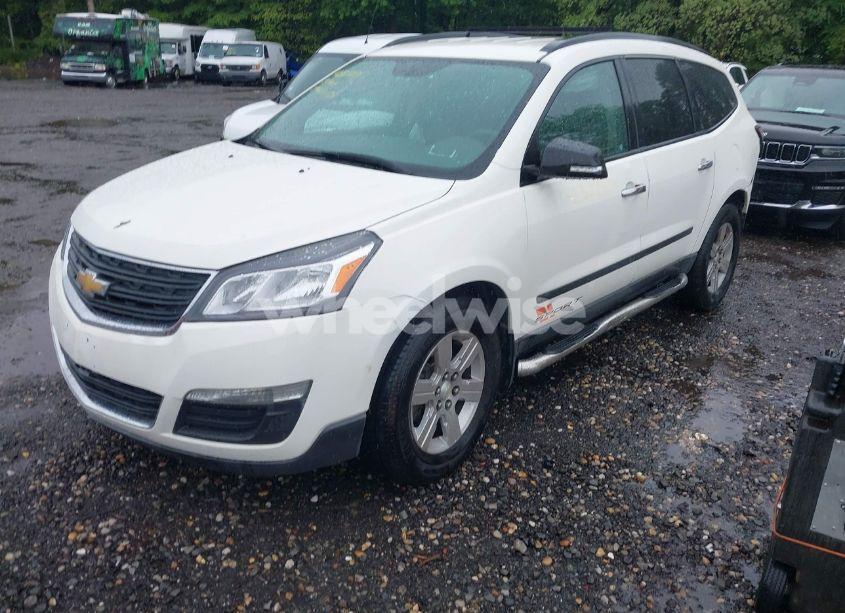 Photo 2 of 2013 Chevrolet Traverse LS (VIN 1GNKVFKD4DJ103121)