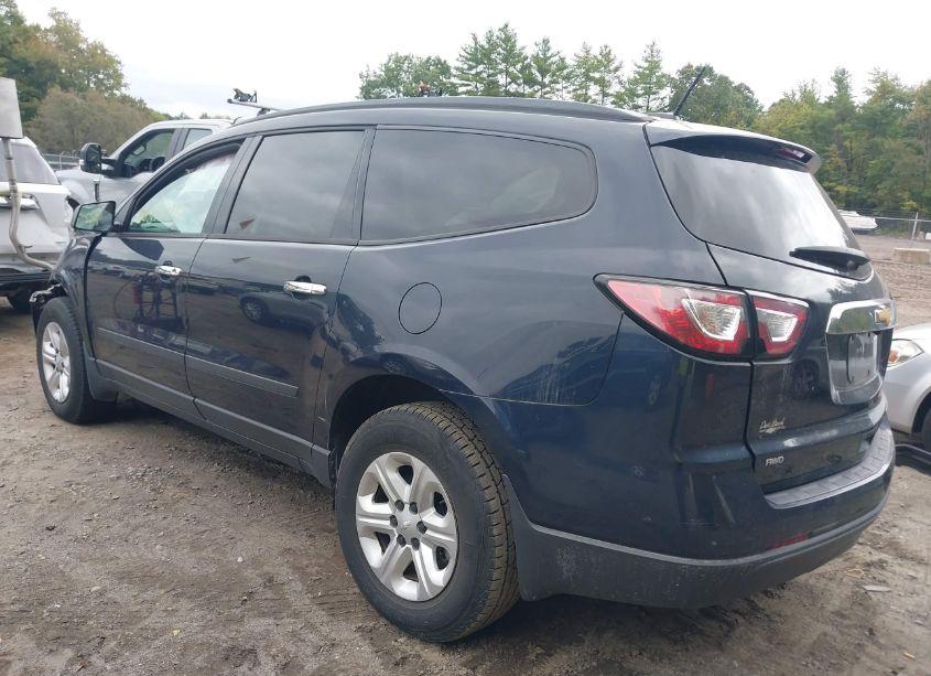 Photo 3 of 2016 Chevrolet Traverse LS (VIN 1GNKVFKD4GJ222050)