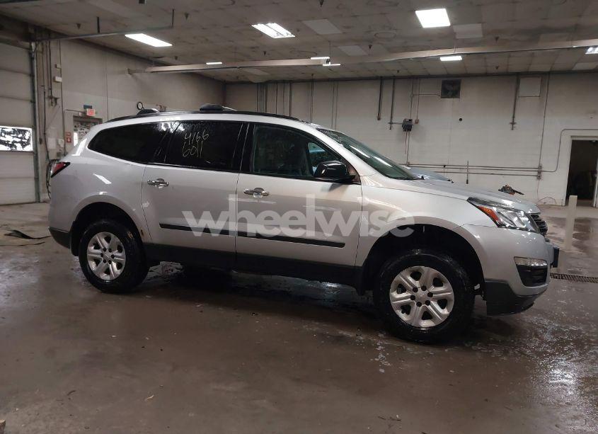 Photo 13 of 2013 Chevrolet Traverse LS (VIN 1GNKVFKD7DJ138235)