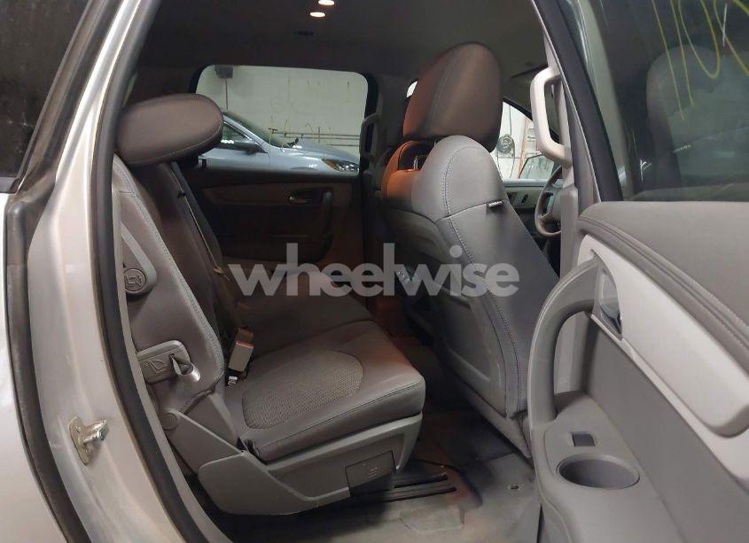 Photo 8 of 2013 Chevrolet Traverse LS (VIN 1GNKVFKD7DJ138235)