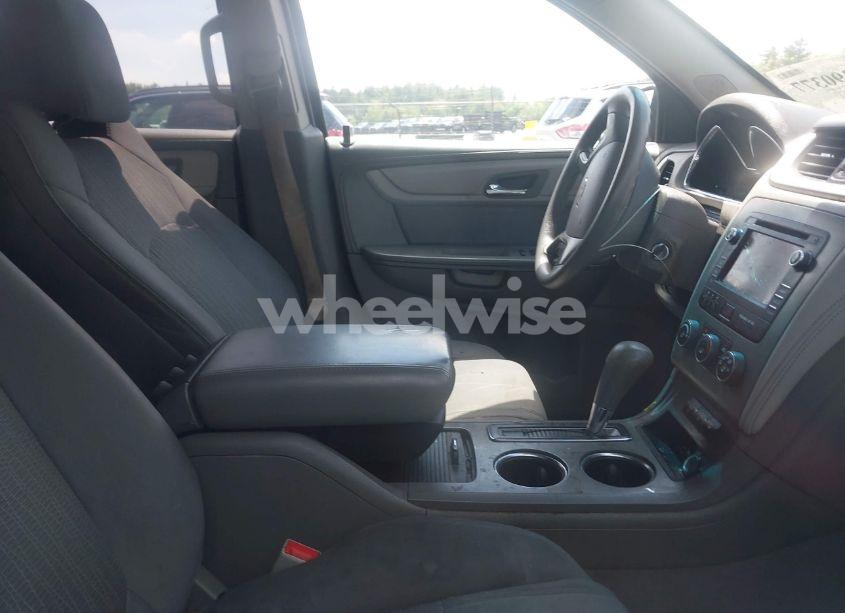 Photo 5 of 2014 Chevrolet Traverse LS (VIN 1GNKVFKD7EJ219110)