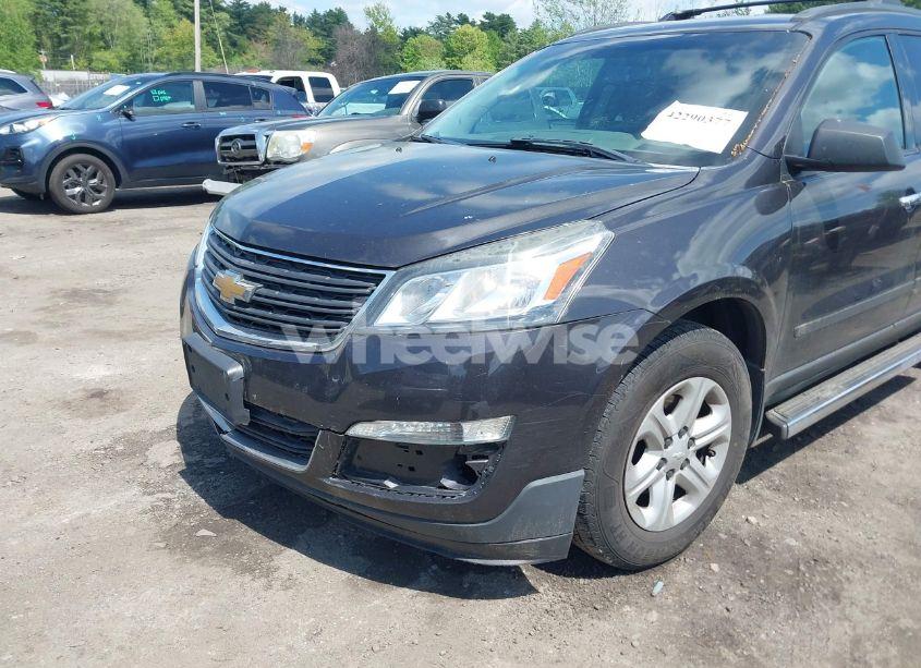 Photo 6 of 2014 Chevrolet Traverse LS (VIN 1GNKVFKD7EJ219110)
