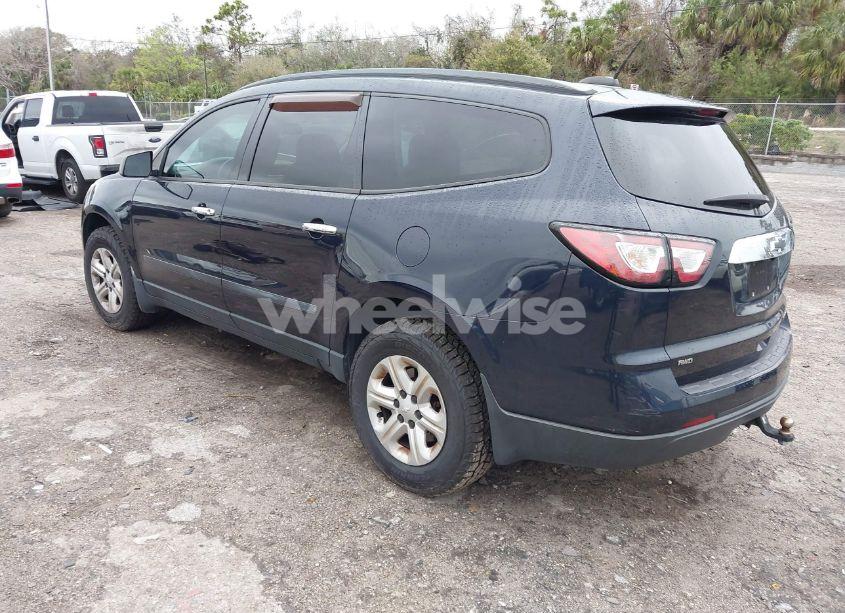 Photo 3 of 2016 Chevrolet Traverse LS (VIN 1GNKVFKD7GJ133296)