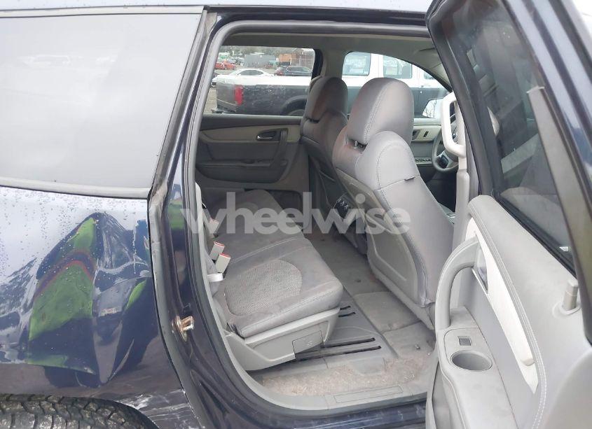 Photo 8 of 2016 Chevrolet Traverse LS (VIN 1GNKVFKD7GJ133296)