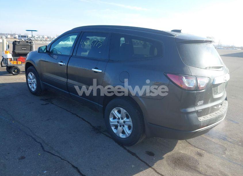 Photo 3 of 2016 Chevrolet Traverse LS (VIN 1GNKVFKD7GJ312549)