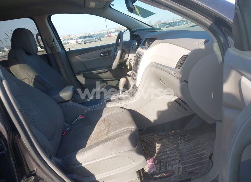 Photo 5 of 2016 Chevrolet Traverse LS (VIN 1GNKVFKD7GJ312549)