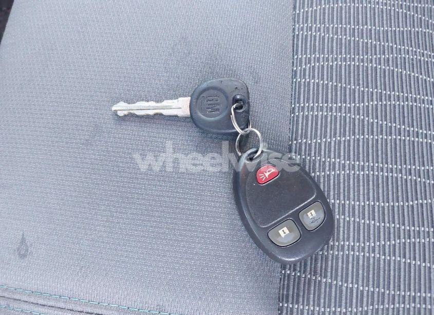 Photo 11 of 2017 Chevrolet Traverse LS (VIN 1GNKVFKD7HJ185786)