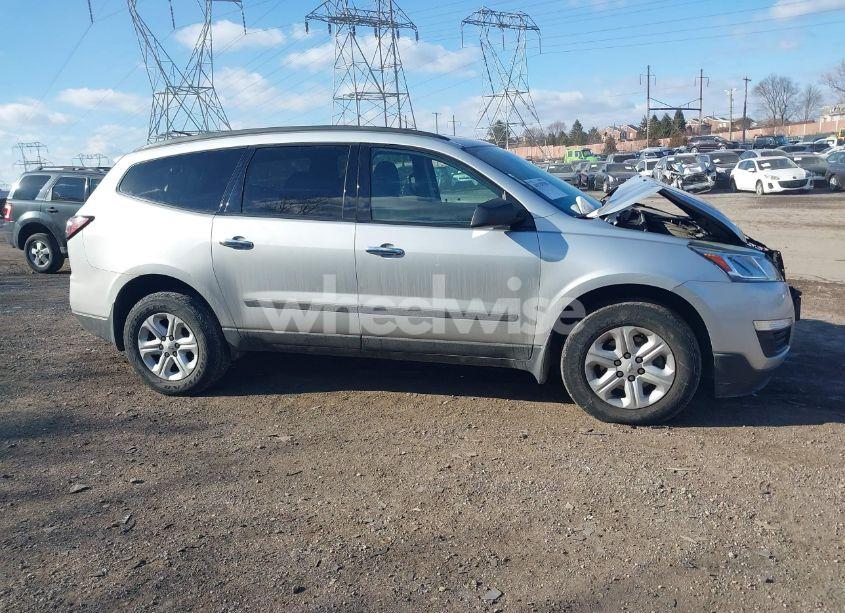 Photo 14 of 2017 Chevrolet Traverse LS (VIN 1GNKVFKD7HJ185786)