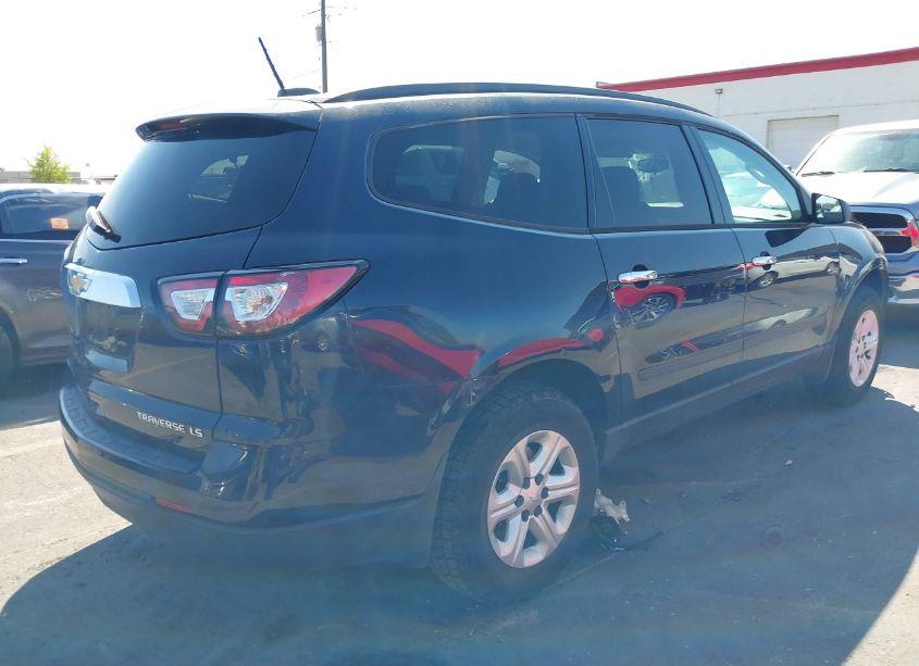 Photo 4 of 2016 Chevrolet Traverse LS (VIN 1GNKVFKD9GJ136720)
