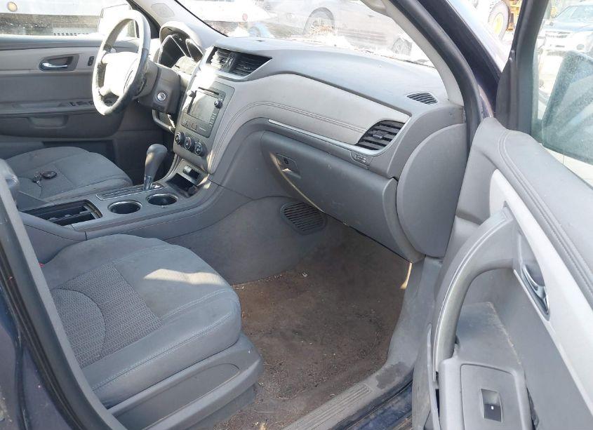 Photo 5 of 2014 Chevrolet Traverse LS (VIN 1GNKVFKDXEJ180948)