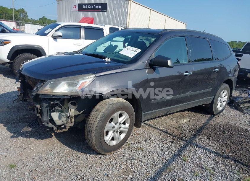 Photo 2 of 2017 Chevrolet Traverse LS (VIN 1GNKVFKDXHJ178606)