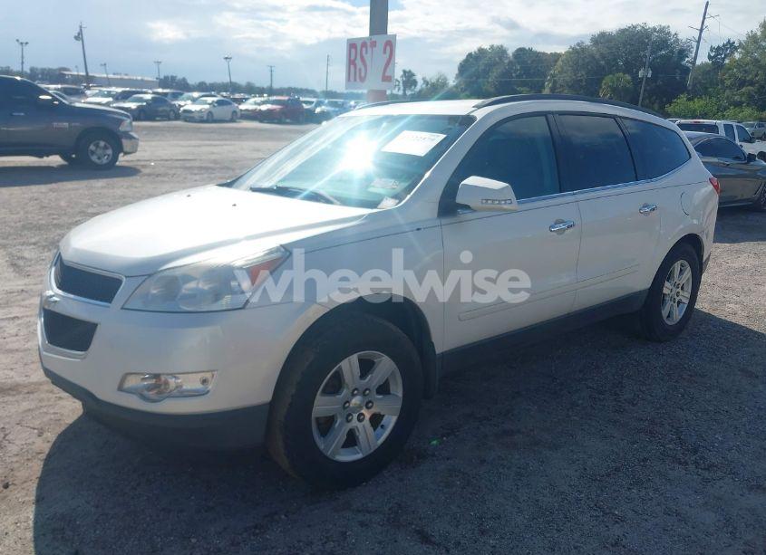 Photo 2 of 2012 Chevrolet Traverse 1LT (VIN 1GNKVGED0CJ123270)