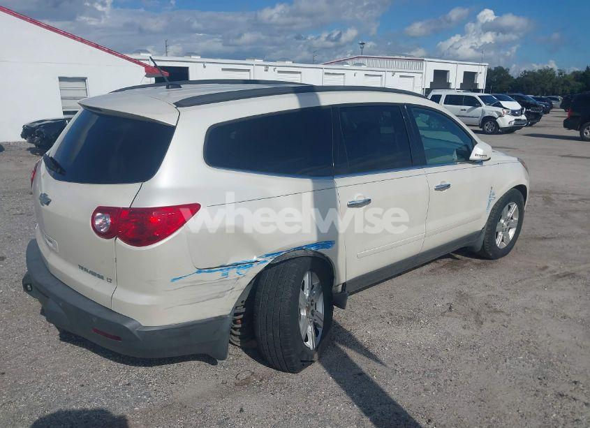 Photo 4 of 2012 Chevrolet Traverse 1LT (VIN 1GNKVGED0CJ123270)