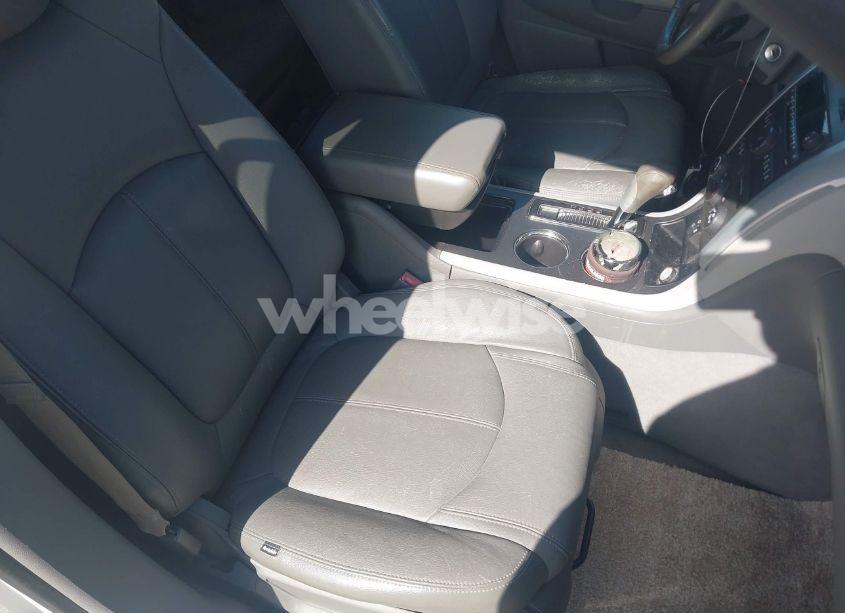 Photo 5 of 2012 Chevrolet Traverse 1LT (VIN 1GNKVGED0CJ123270)