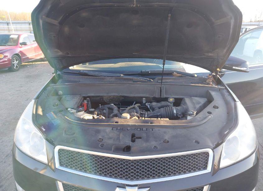 Photo 10 of 2011 Chevrolet Traverse 1LT (VIN 1GNKVGED1BJ237275)