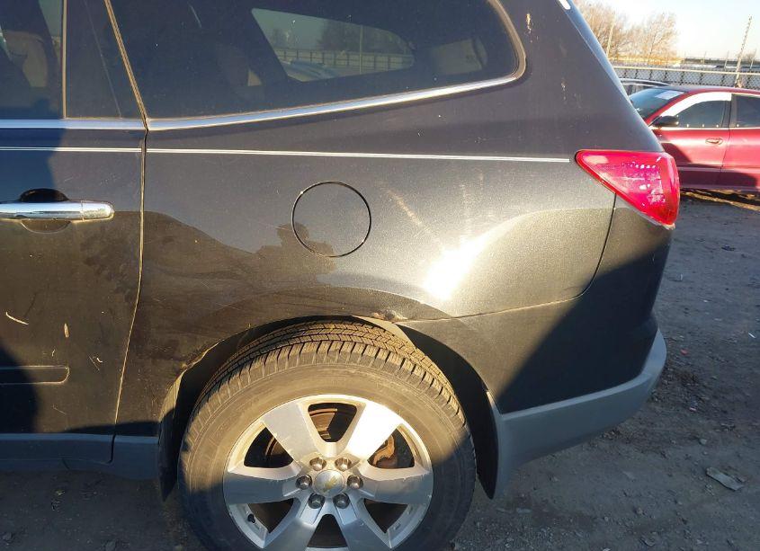 Photo 12 of 2011 Chevrolet Traverse 1LT (VIN 1GNKVGED1BJ237275)
