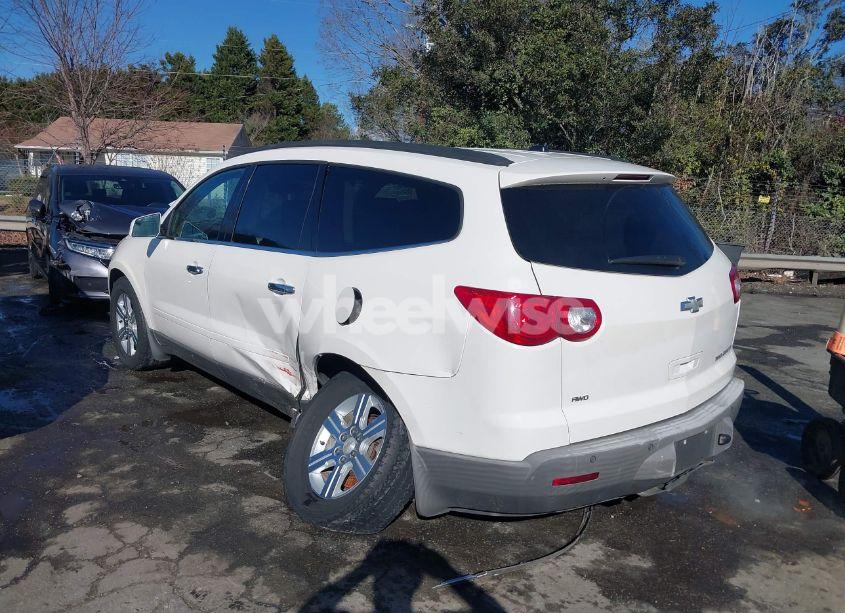 Photo 3 of 2011 Chevrolet Traverse 1LT (VIN 1GNKVGED1BJ244582)