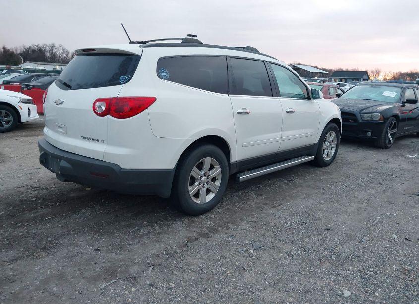 Photo 4 of 2011 Chevrolet Traverse 1LT (VIN 1GNKVGED1BJ348862)