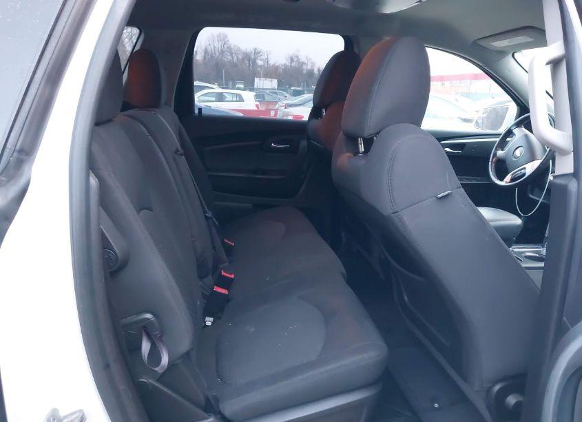 Photo 8 of 2011 Chevrolet Traverse 1LT (VIN 1GNKVGED1BJ348862)