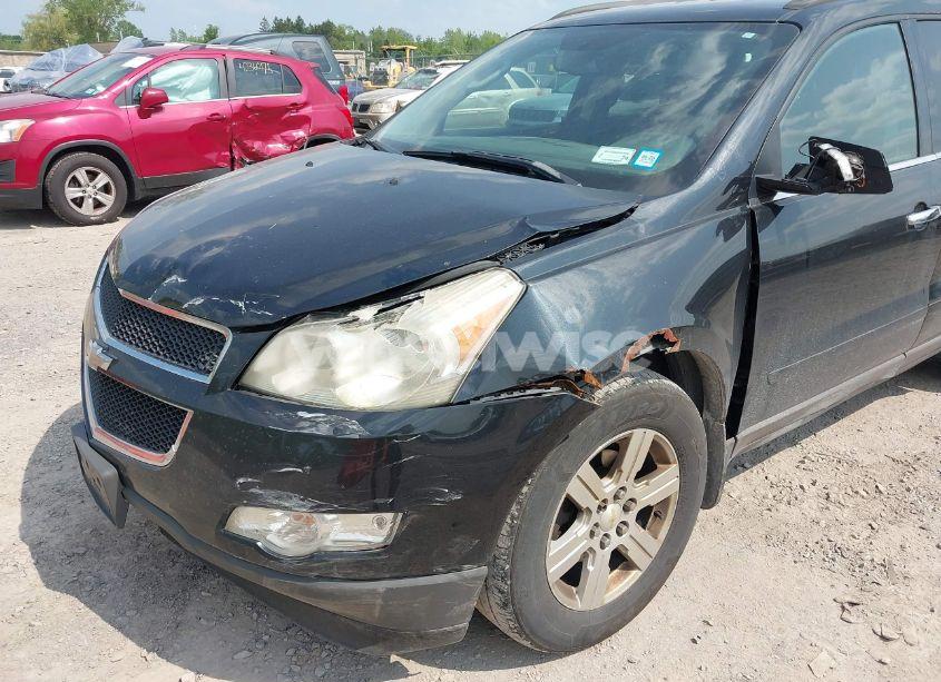 Photo 6 of 2011 Chevrolet Traverse 1LT (VIN 1GNKVGED1BJ388598)