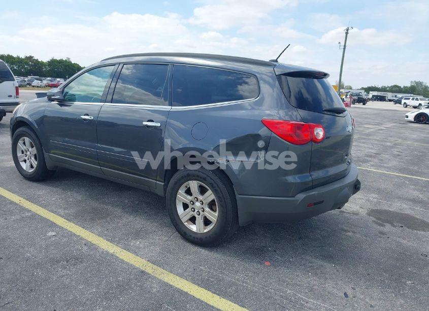 Photo 3 of 2012 Chevrolet Traverse 1LT (VIN 1GNKVGED1CJ337359)