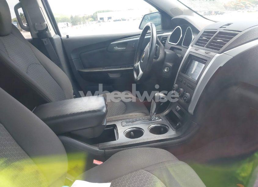 Photo 5 of 2012 Chevrolet Traverse 1LT (VIN 1GNKVGED1CJ337359)