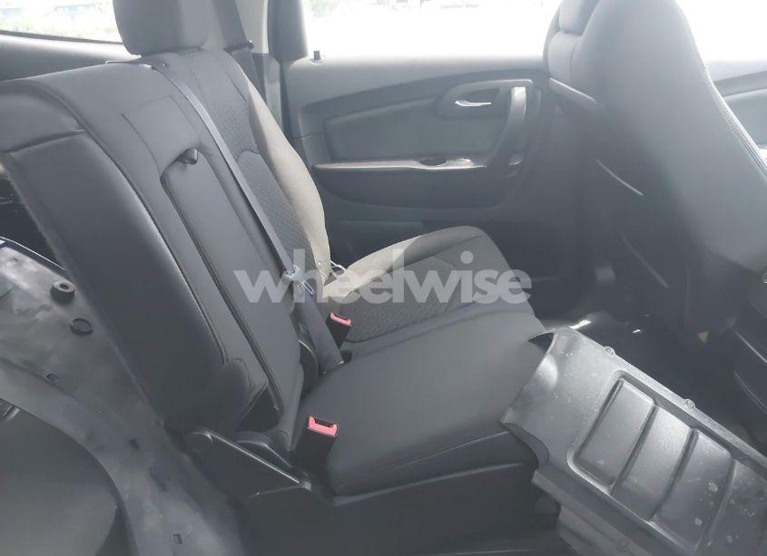 Photo 8 of 2012 Chevrolet Traverse 1LT (VIN 1GNKVGED1CJ337359)