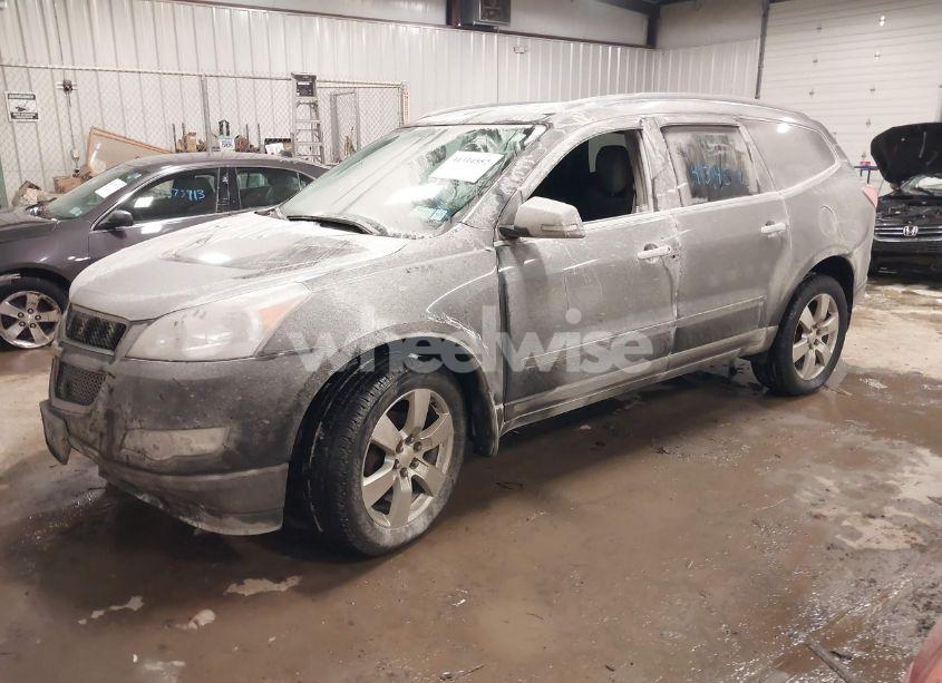 Photo 2 of 2012 Chevrolet Traverse 1LT (VIN 1GNKVGED1CJ351813)