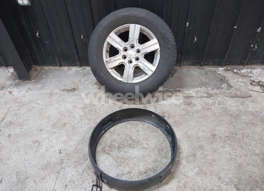 Photo 12 of 2012 Chevrolet Traverse 1LT (VIN 1GNKVGED1CJ405949)