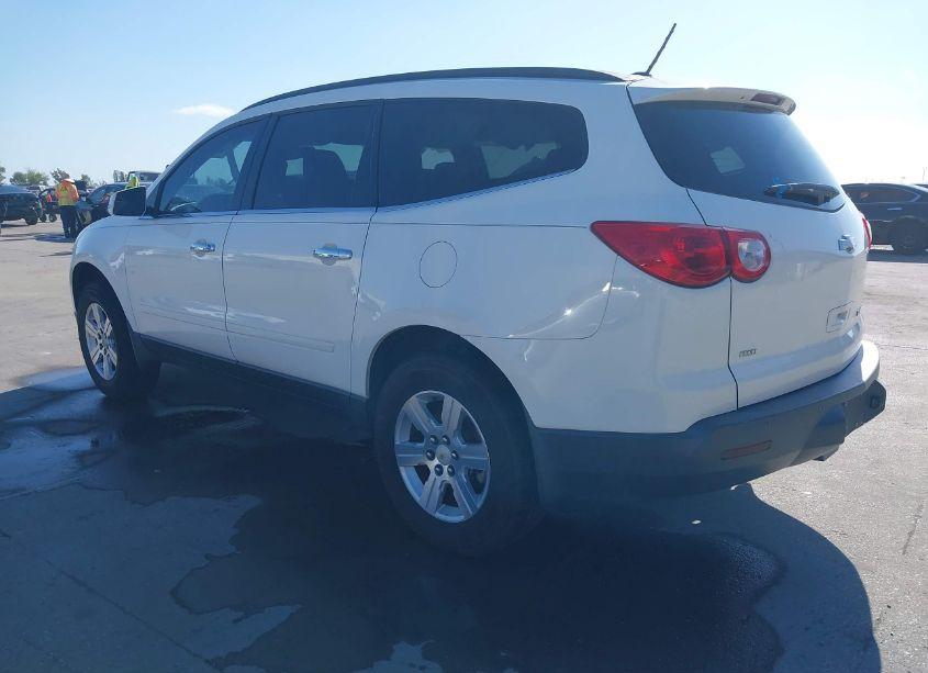 Photo 3 of 2011 Chevrolet Traverse 1LT (VIN 1GNKVGED2BJ230156)