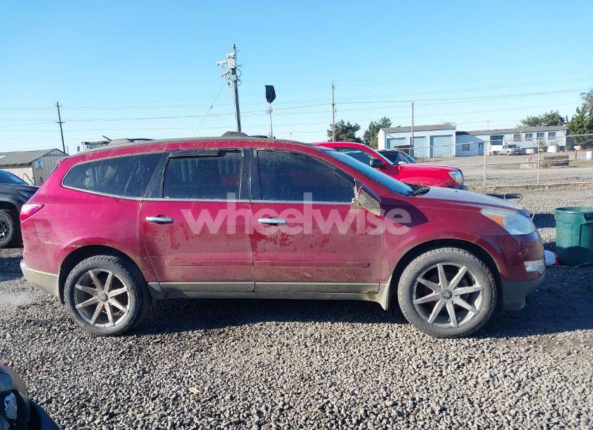 Photo 13 of 2011 Chevrolet Traverse 1LT (VIN 1GNKVGED2BJ237690)