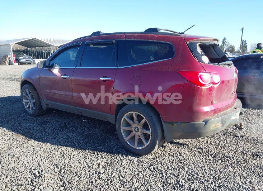 Photo 3 of 2011 Chevrolet Traverse 1LT (VIN 1GNKVGED2BJ237690)