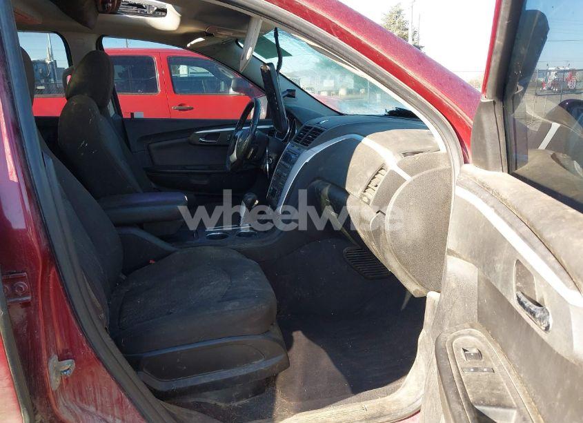 Photo 5 of 2011 Chevrolet Traverse 1LT (VIN 1GNKVGED2BJ237690)