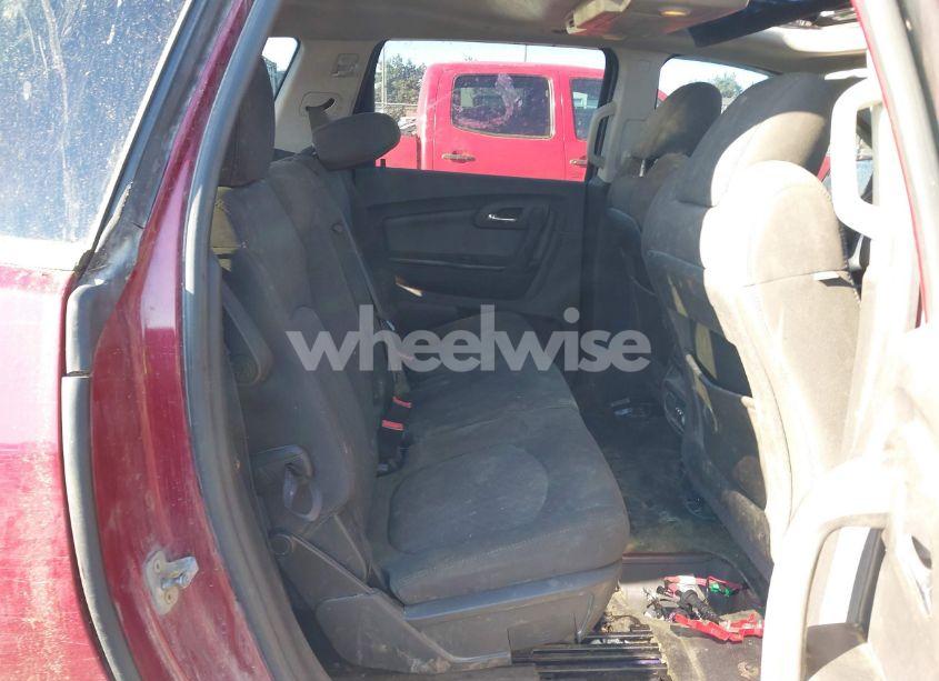 Photo 8 of 2011 Chevrolet Traverse 1LT (VIN 1GNKVGED2BJ237690)